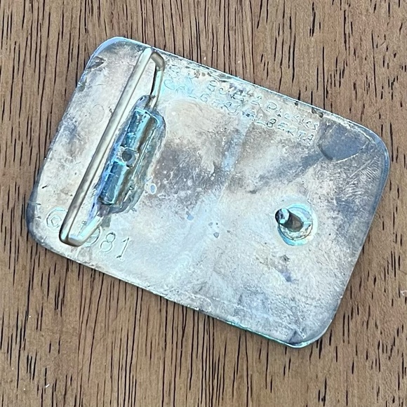 Vintage, 1981 brass belt buckle - Picture 2 of 4